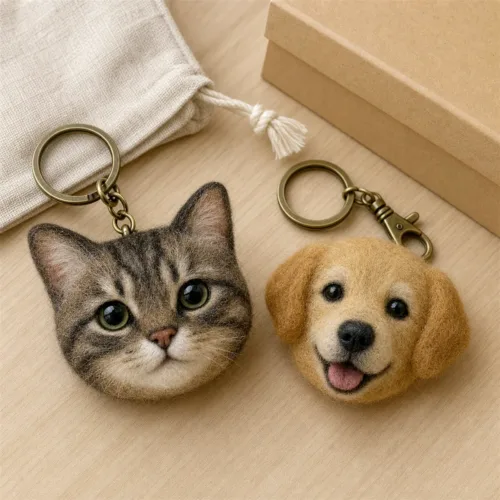 Custom Needle Felted Pet Brooch Keychain Product Image